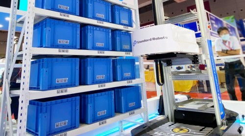 打通产线与仓储物流自动化，斯坦德机器人亮相华南国际工业博览会